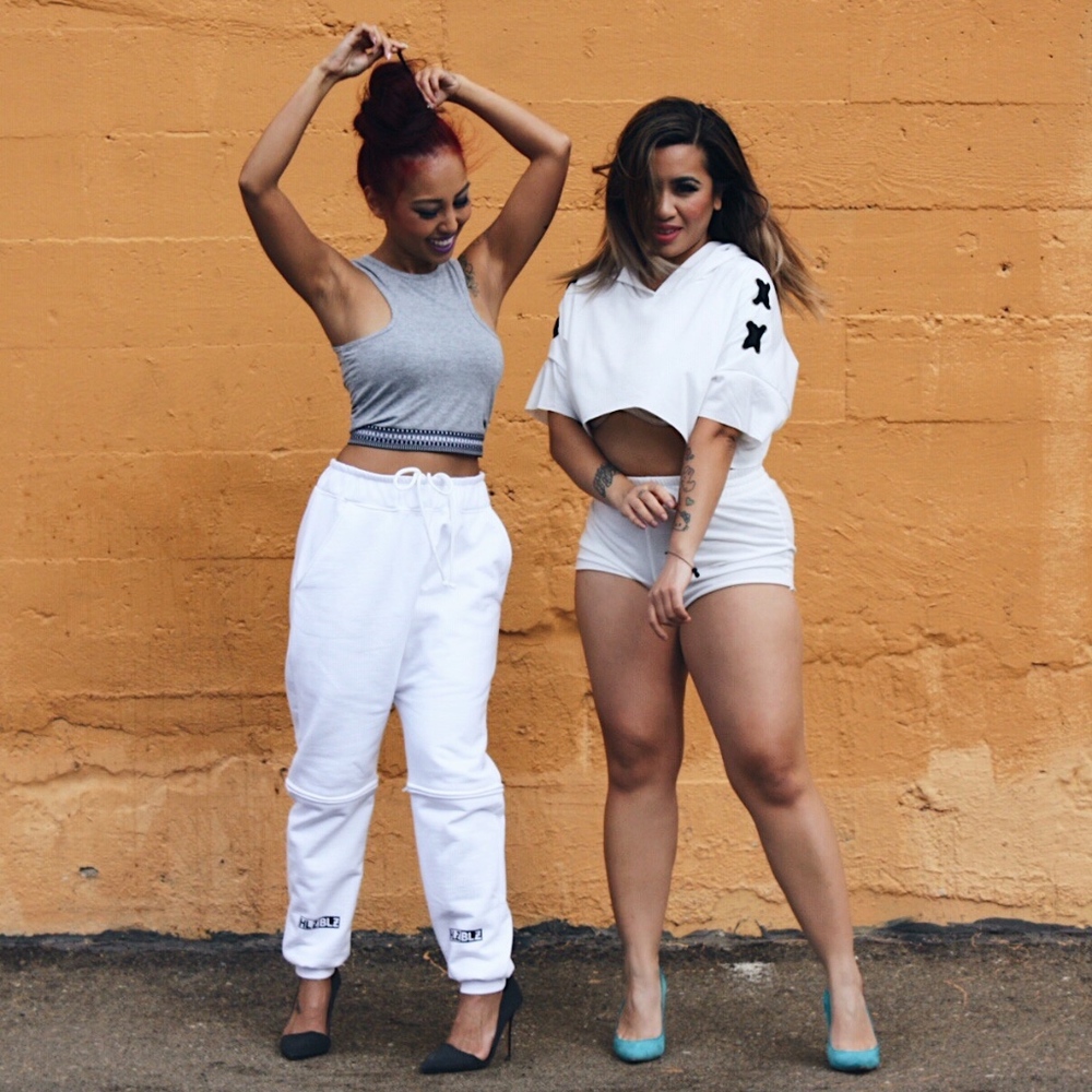 NEW White Crop Top Hoodie & Shorts Set